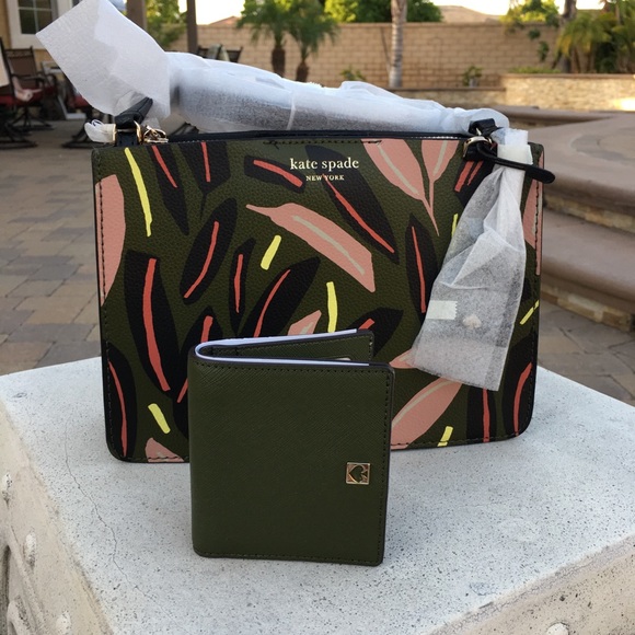 New Kate Spade Feather Crossbody w/Small Wallet - Picture 3 of 12